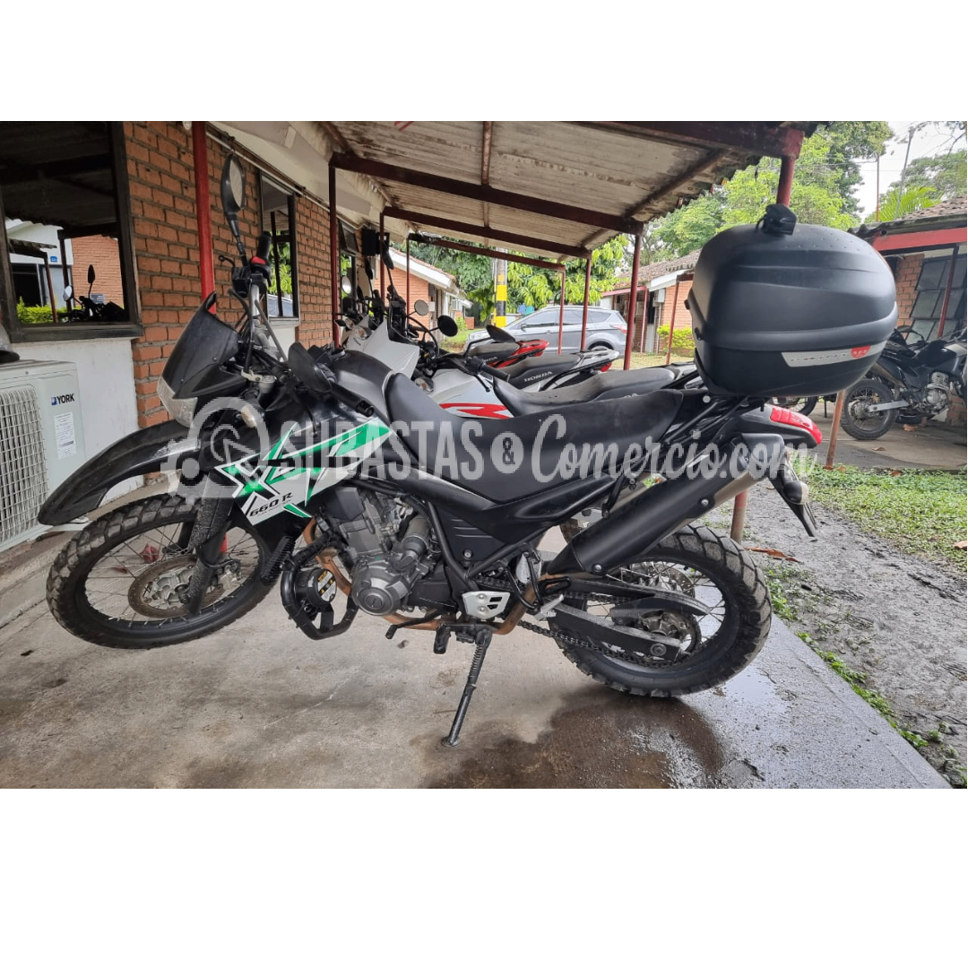 Motocicleta Yamaha Xt660r
